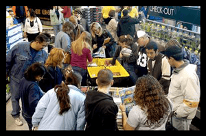 black-friday-2 Merchant Services Image of Black Friday Shoppers Looking at Deals