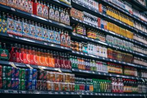 Amazon Convenience Store Steering Away From Cashless