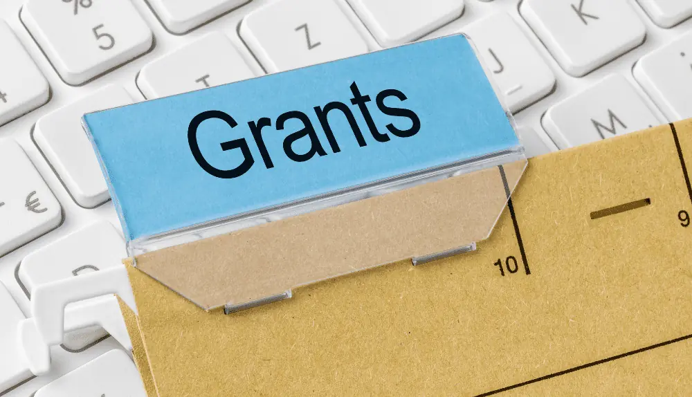 10 Minority Small Business Grants You Should Apply For in 2023 Host