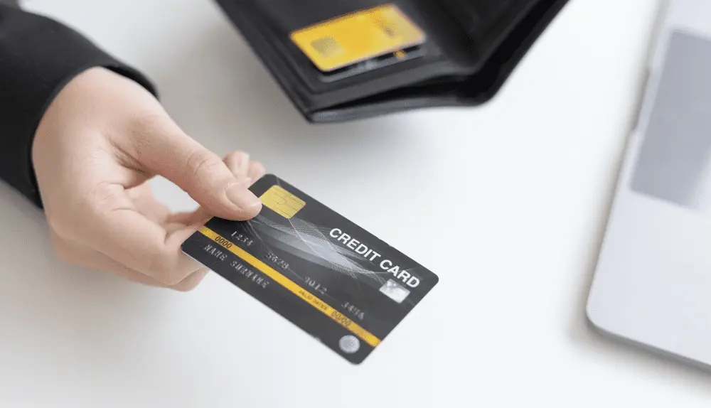 Difference Between Card Networks and Credit Card Issuers